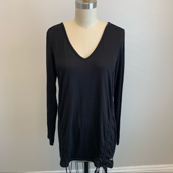 GapFit Long Sleeve Tunic w/Drawstring Side BLACK - Picture 2 of 11
